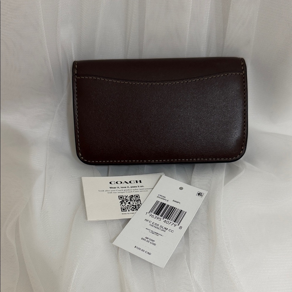 Maple Coach Wallet - Picture 4 of 7
